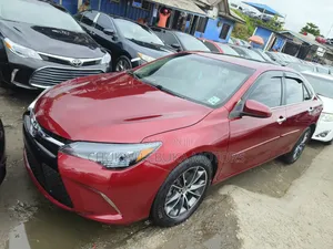 Toyota Camry 2016 Red