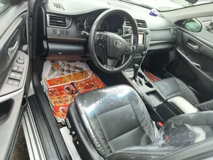 Toyota Camry 2016 Silver