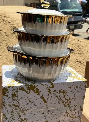 3 Ceramic Serving Bowls With Lids and Gold Accents