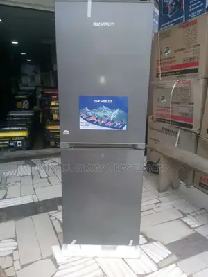 Skyrun Refrigerator Up Fridge Down Freezer 220l
