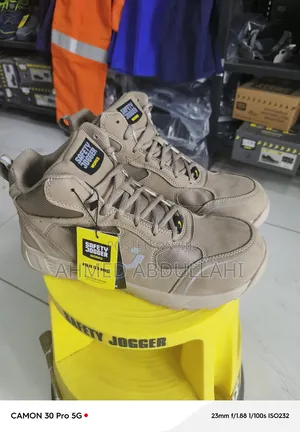 Fuji S3 Safety Jogger Boots