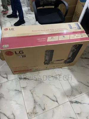 Photo - Easytheater 1000W LG Powerful Bass With Built in Subwoofers