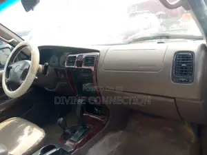 Toyota 4-Runner 2000 Green