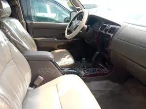 Toyota 4-Runner 2000 Green