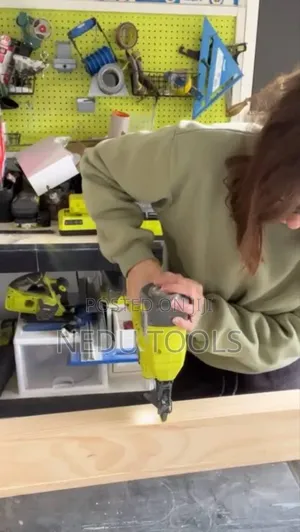 Gun Nailer Battery Type