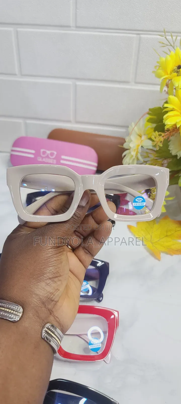 Thick Frame Female Extra Clear Eyeglass