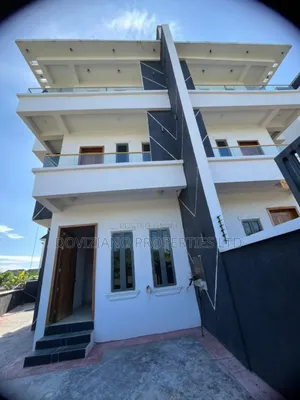 5bdrm Duplex in Ajah for sale