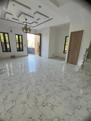 5bdrm Duplex in Ajah for sale