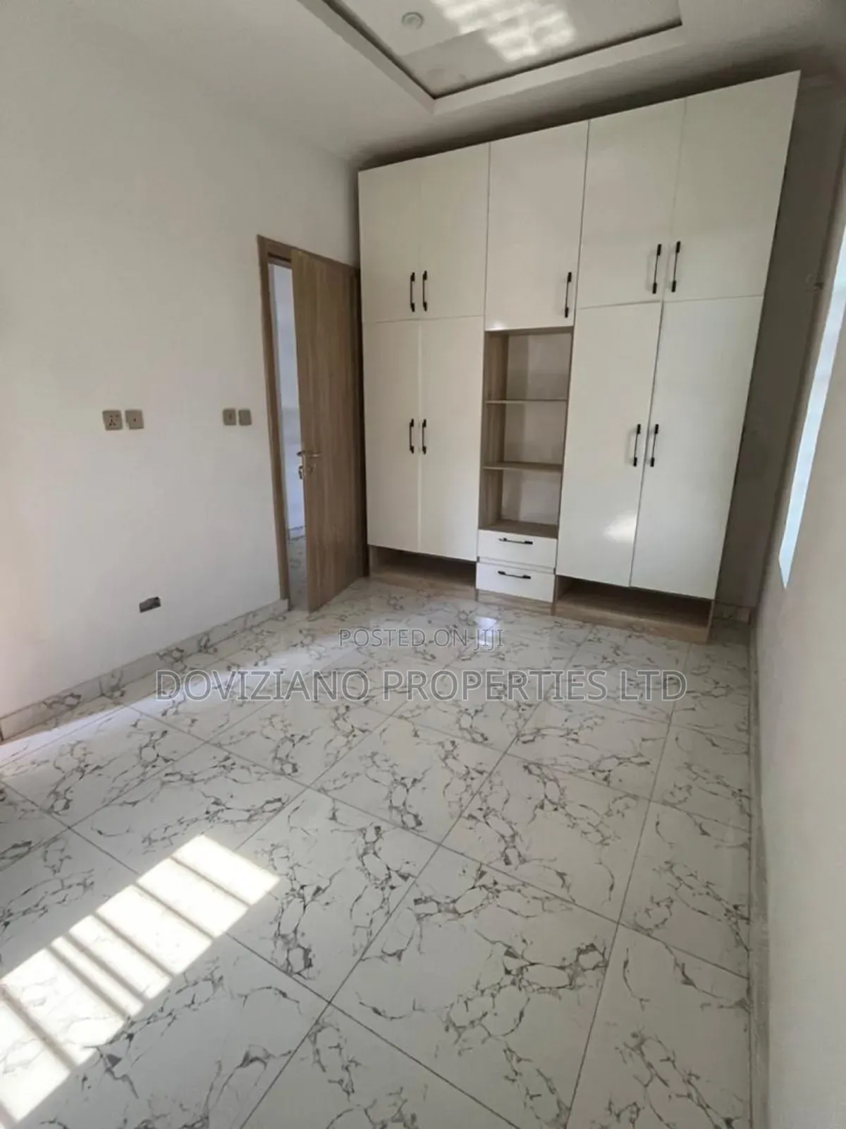 5bdrm Duplex in Ajah for sale