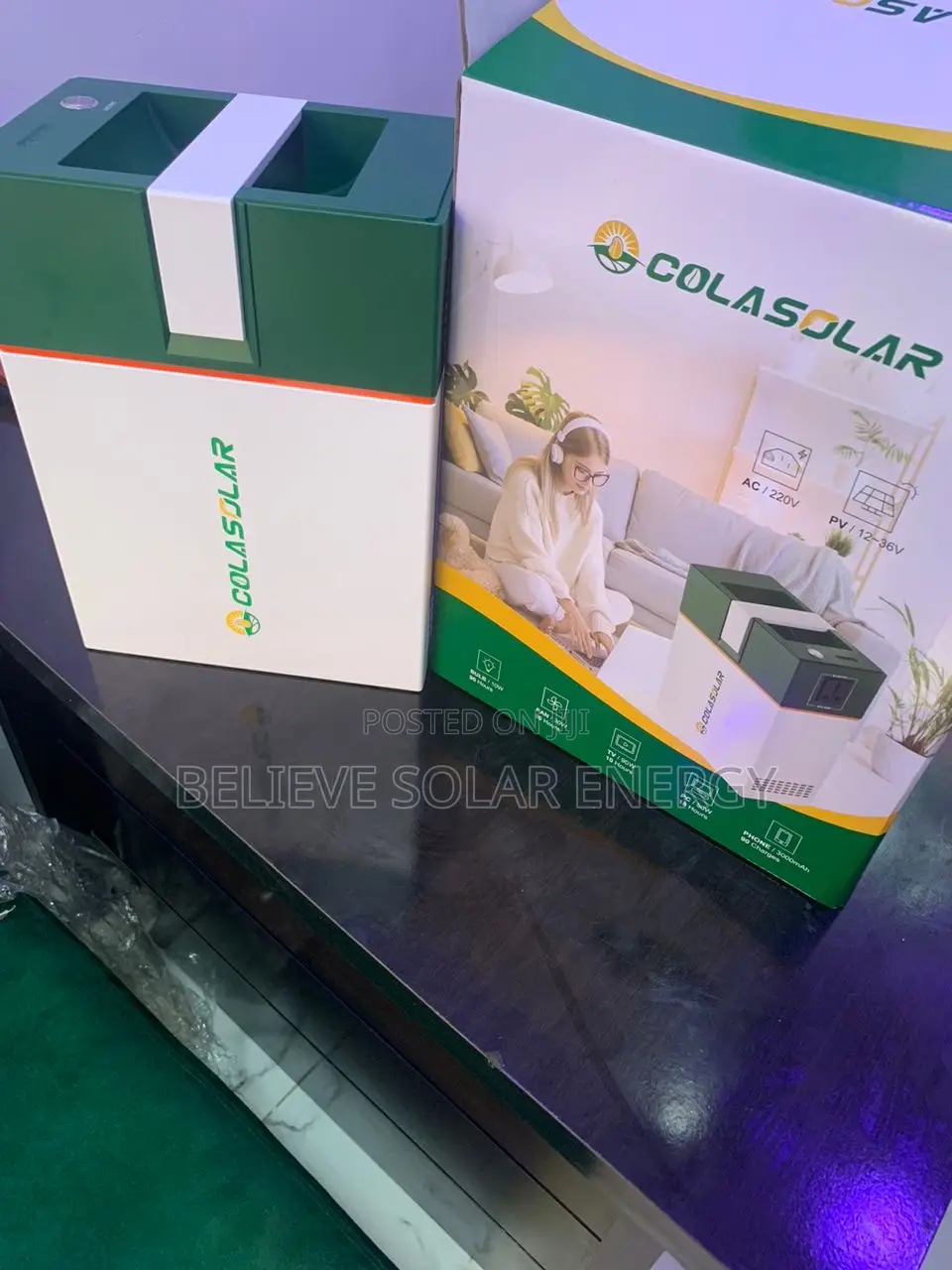 1kwh Cola Solar Generator With Solar Panel Lithium Battery