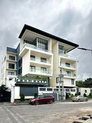 2bdrm Apartment in Lekki for sale