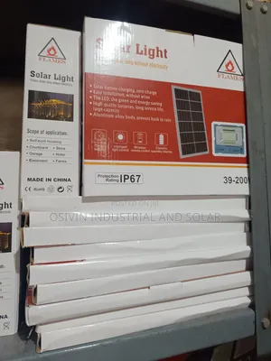 Flames 300w Solar Floodlight With Solar Panel