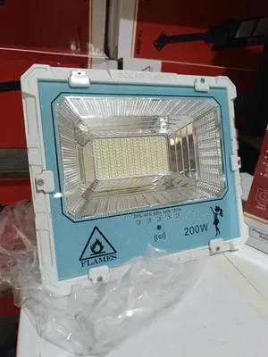 Flames 200w Solar Floodlight With Solar Panel