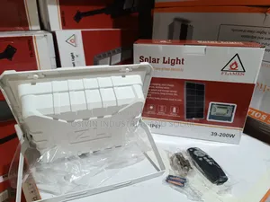 Flames 200w Solar Floodlight With Solar Panel