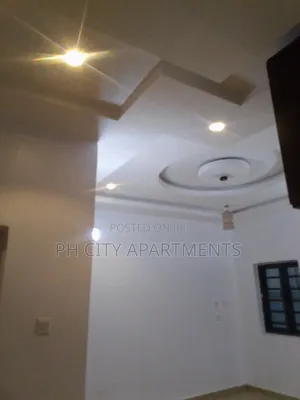 2bdrm Block of Flats in Port-Harcourt for rent