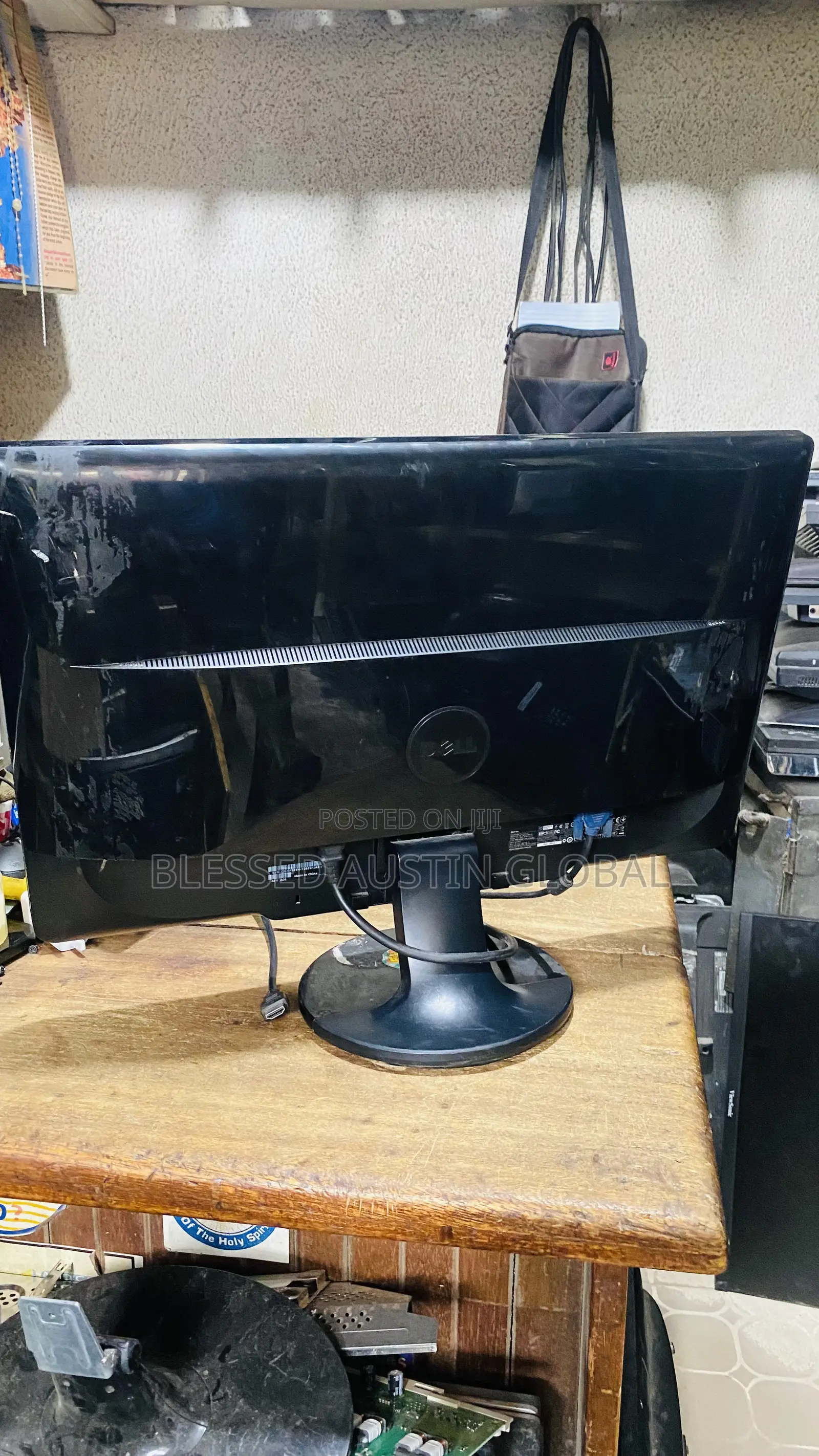 24 Inches Dell Monitor