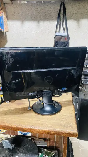 24 Inches Dell Monitor