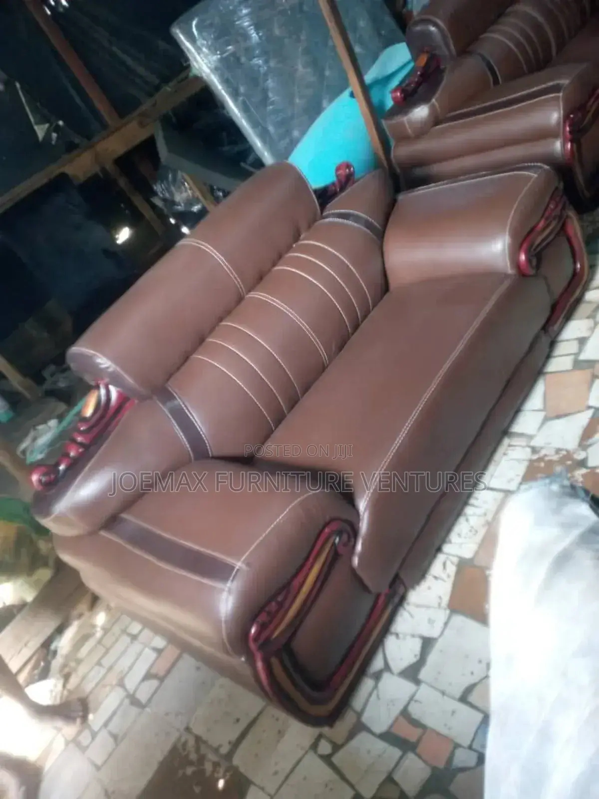 High Quality Leather Sofa 7 Seaters.