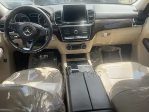 Mercedes-Benz GLE-Class 2018 Blue