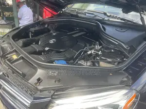 Mercedes-Benz GLE-Class 2018 Blue