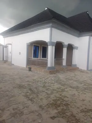 5bdrm Duplex in Bosso Estate, Minna for sale