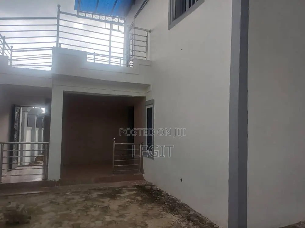5bdrm Duplex in Bosso Estate, Minna for sale