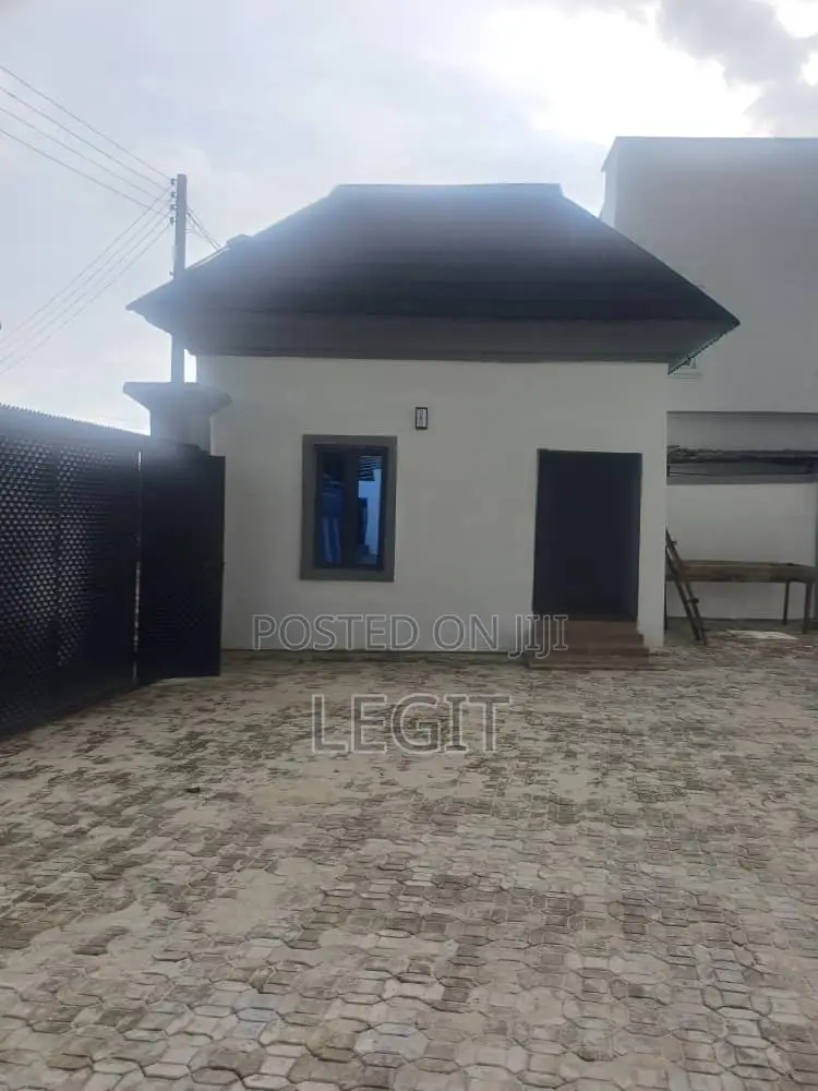 5bdrm Duplex in Bosso Estate, Minna for sale