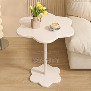 Modern Wood End Table Flower Shape Side Table