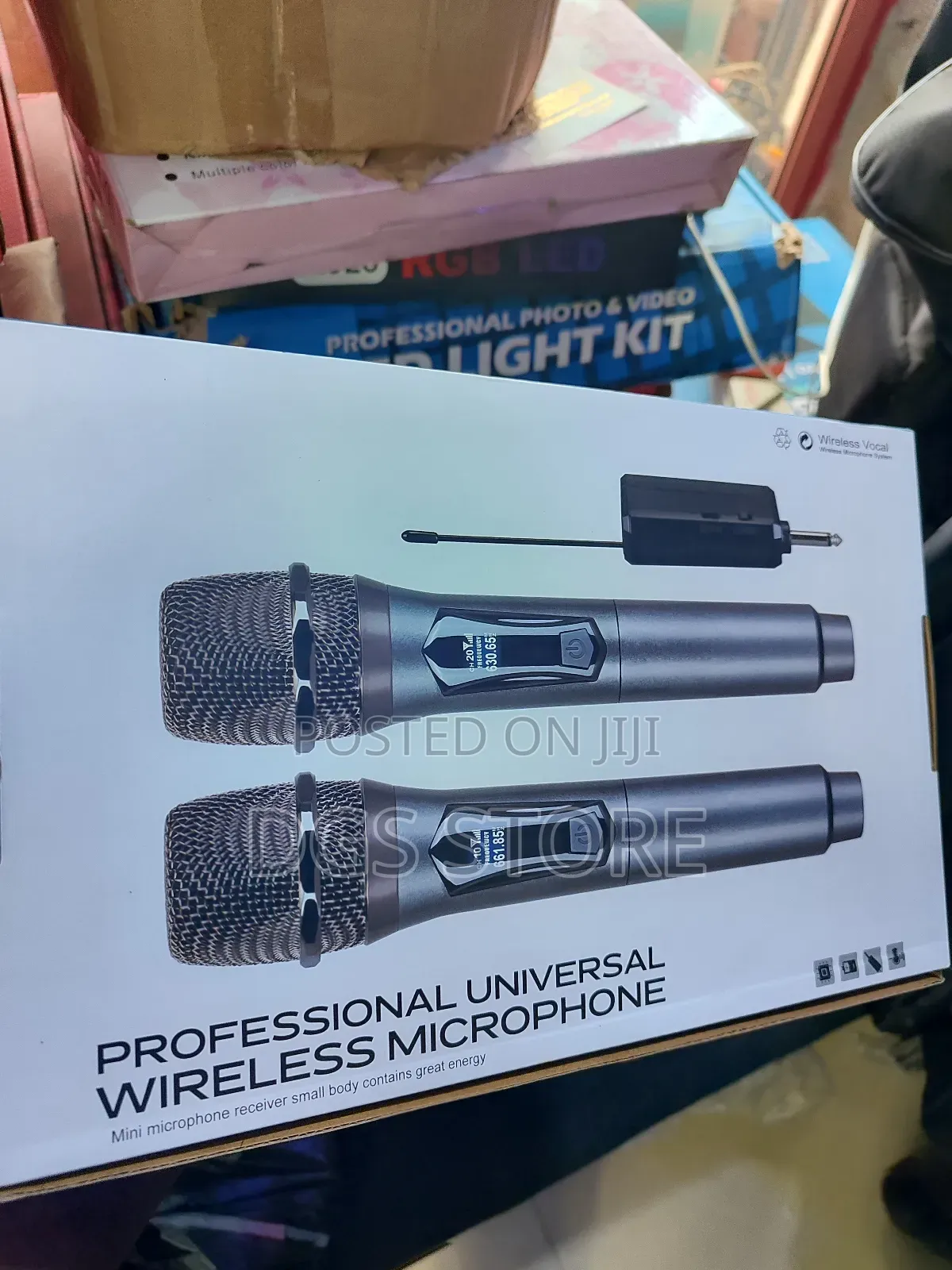 Professional Universal Wireless Microphone