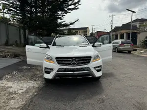 Mercedes-Benz M Class ML350 4dr SUV (3.5L 6cyl 7A) 2015 White