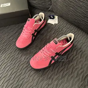 Onitsuka Tiger Tokuten Pink Sneakers