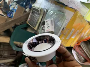 Single Pop Spot Light