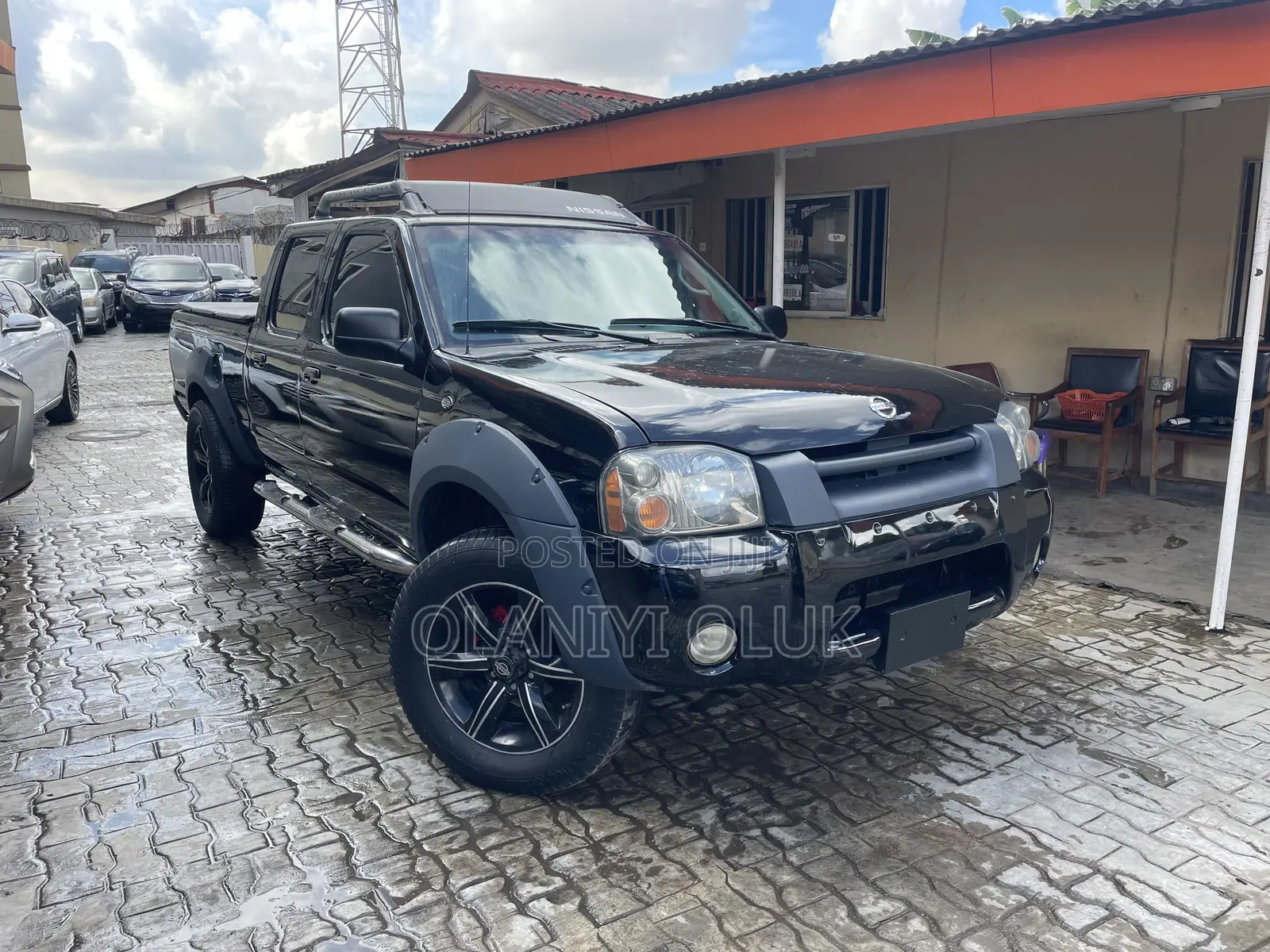 Nissan Frontier 2004 Black