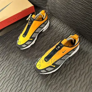 Nike Airmax SNDR Canyon Gold