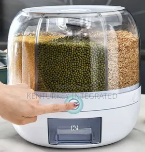 360° Rotating Dry Food Dispenser