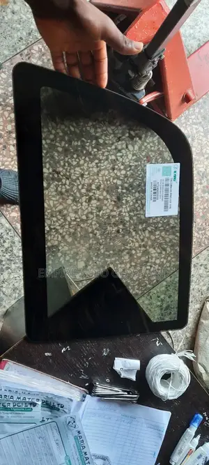 Back Windscreen Pieces for Tacoma 2012 Model Available
