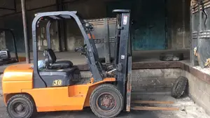 3 Tons Forklift Available Hire