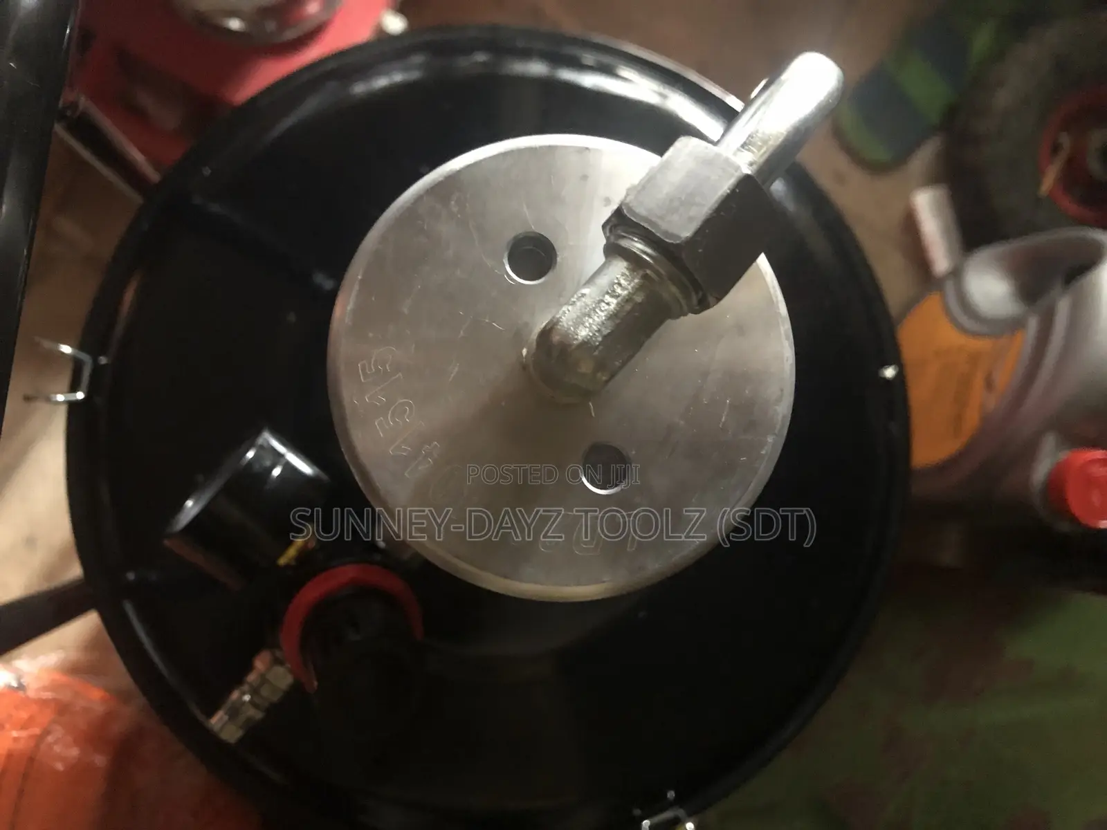 Air Grease Bucket