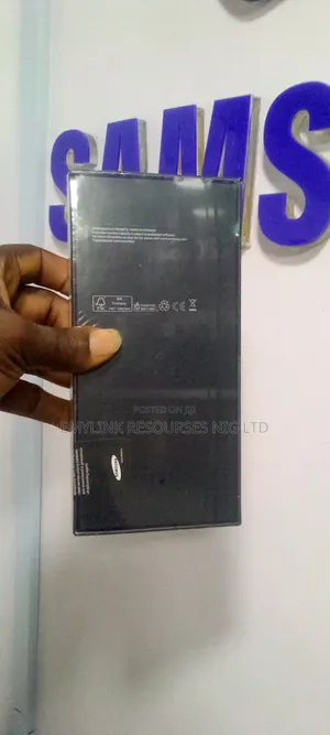 New Samsung Galaxy Z Flip4 128 GB Blue