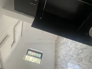 1bdrm Room & Parlour in Mareng Estate, Life Camp for rent