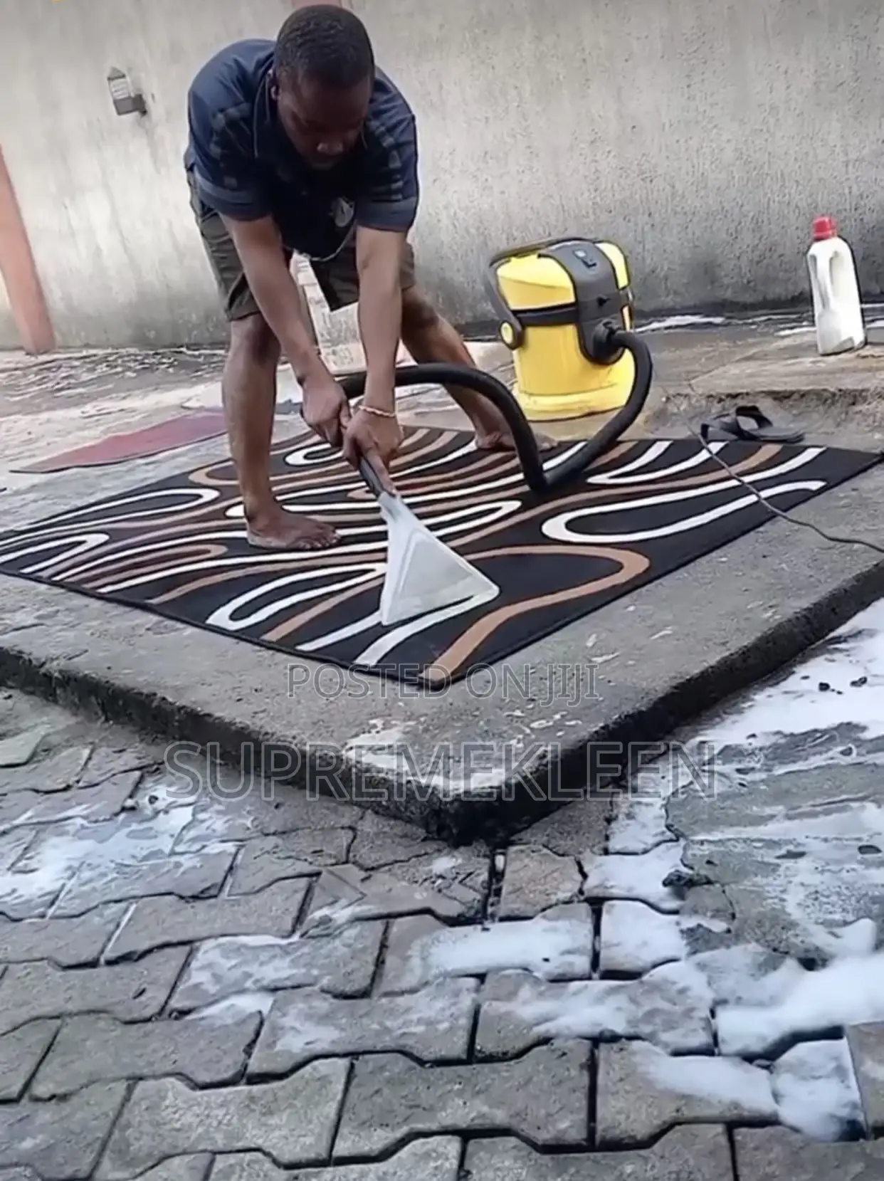 Compound Interlock Washing/ Professional Cleaning Service