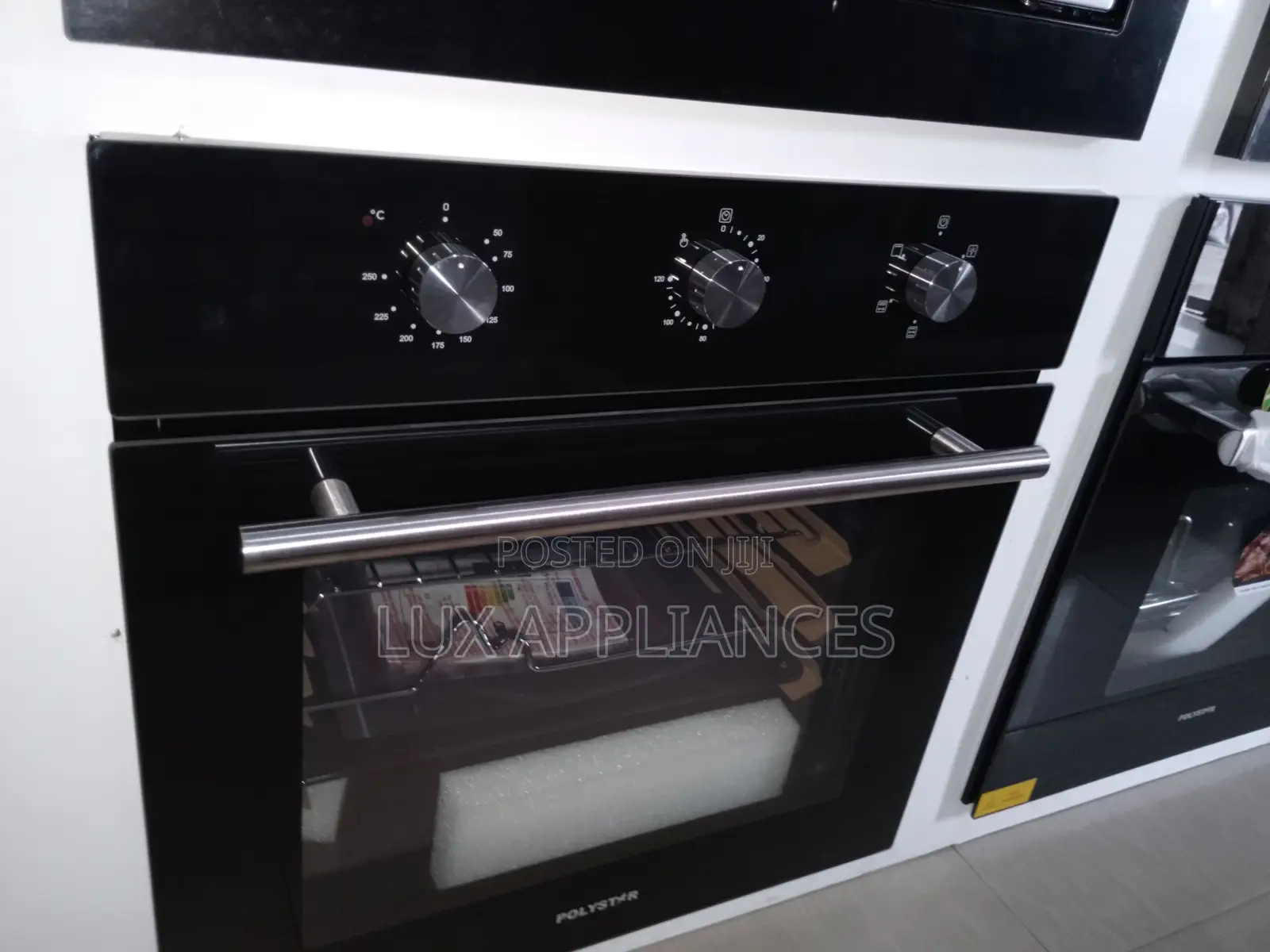 Durable 63l Polystar Inbuilt Oven