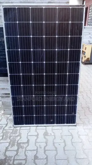 300watts Canadian Solar Panel
