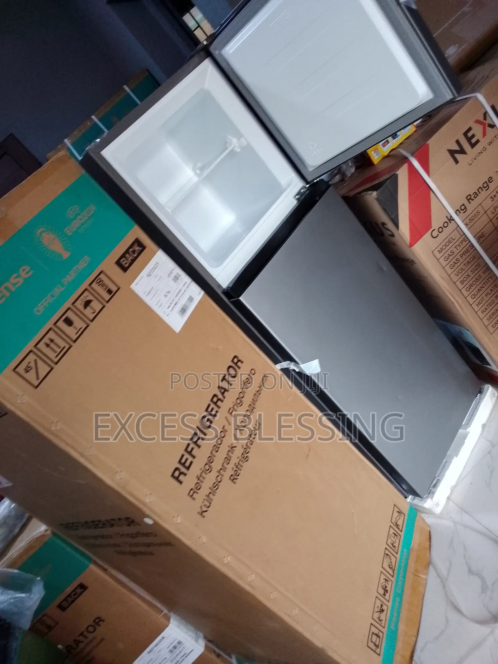 Hisense Top Freezer Refrigerator 154 Liter Double Door