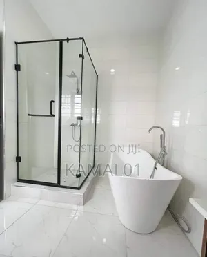 Toughen Shower Cubicle Glass