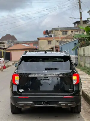 Ford Explorer XLT 4x4 2020 Black