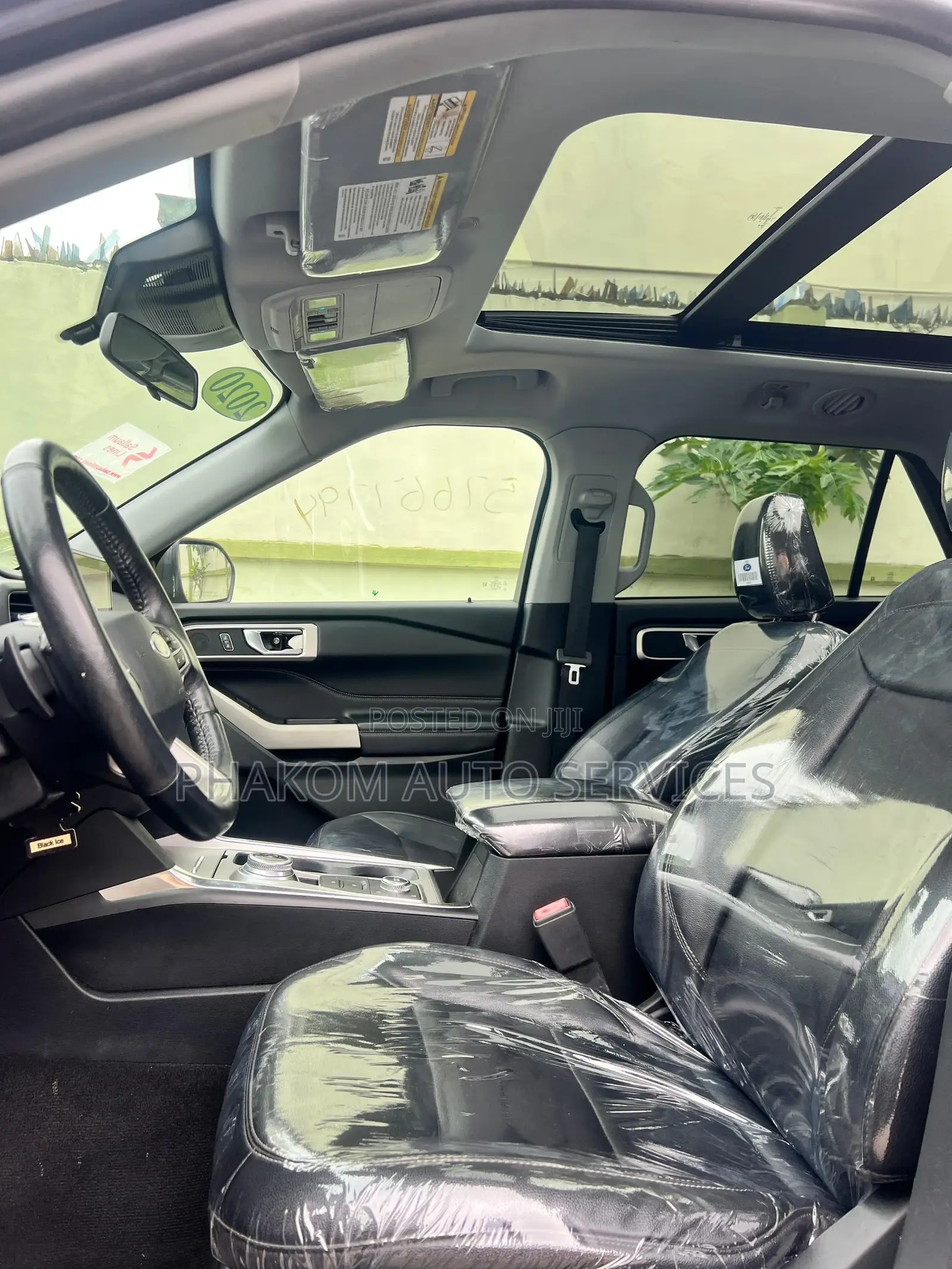 Ford Explorer XLT 4x4 2020 Black