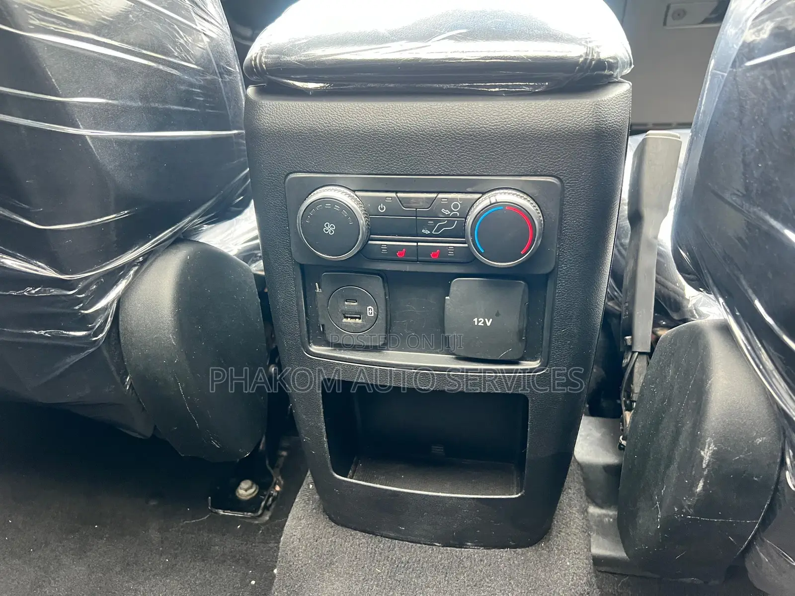 Ford Explorer XLT 4x4 2020 Black