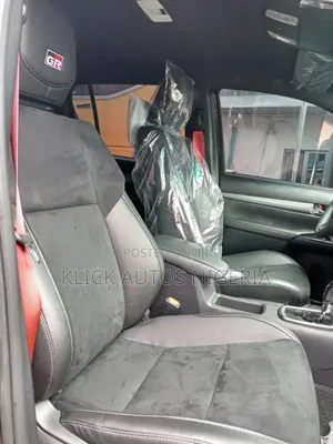 New Toyota Hilux 2024 White