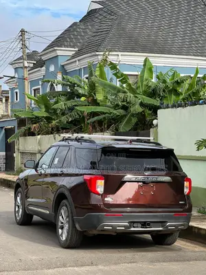 Ford Explorer XLT 4x4 2020 Burgundy